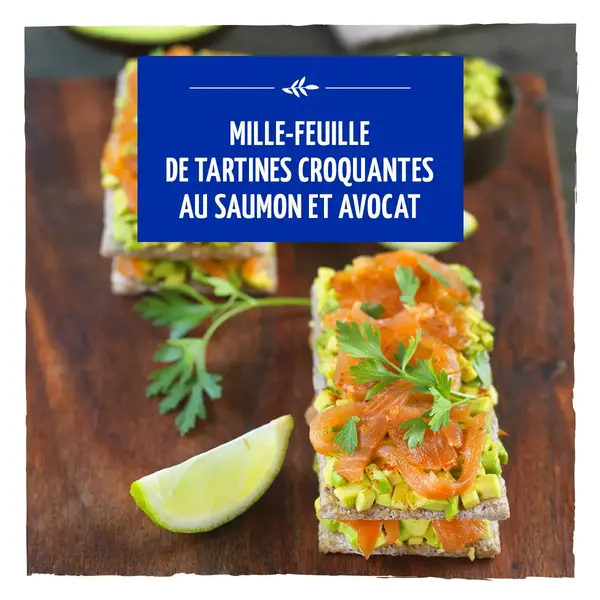 Mille-feuille de tartines croquantes au saumon et avocat